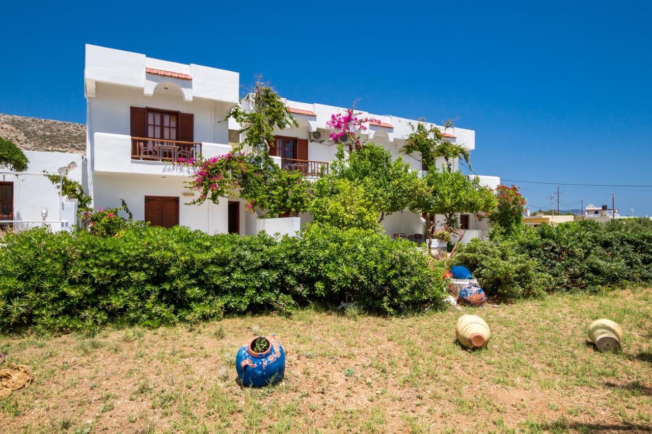 Maria Apartments Амоопи Екстериор снимка