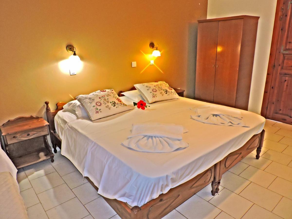 Maria Apartments Амоопи Екстериор снимка