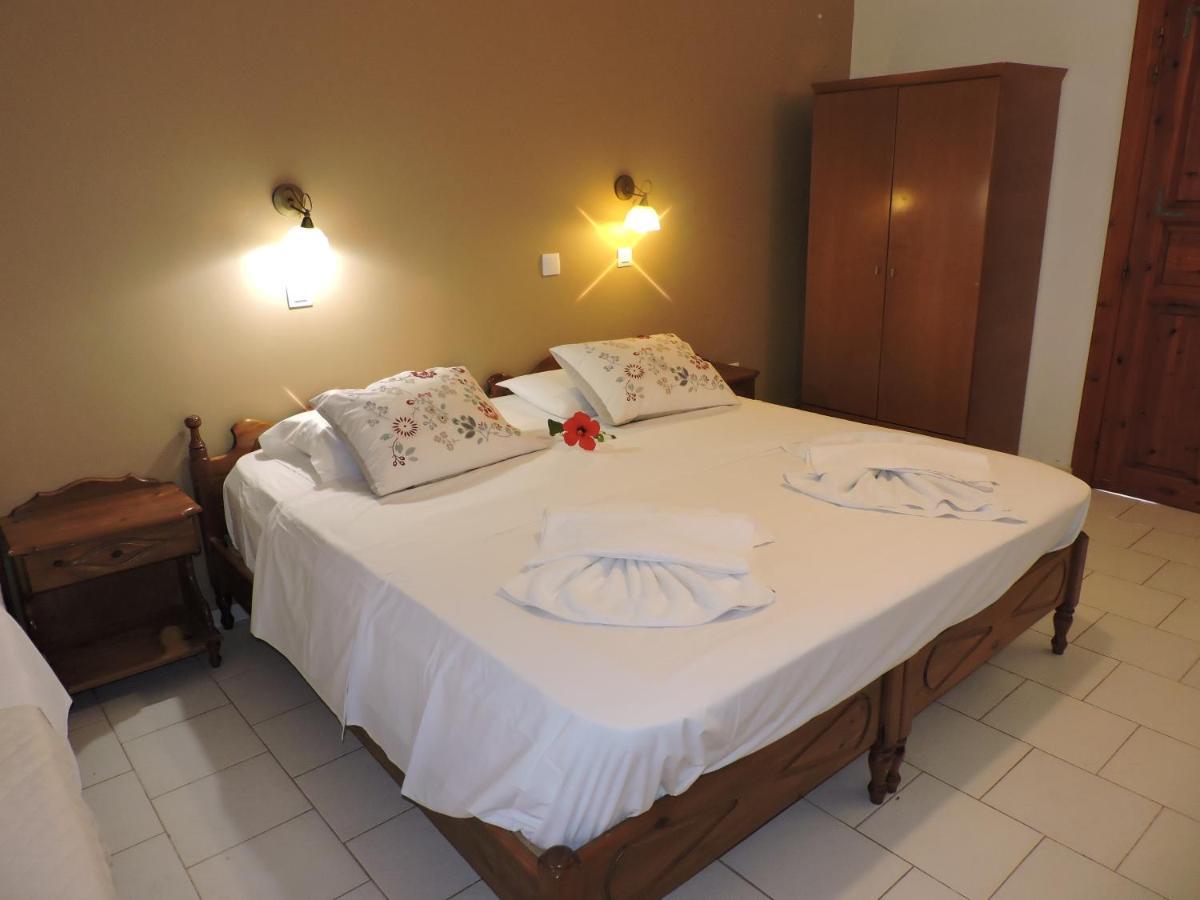 Maria Apartments Амоопи Екстериор снимка