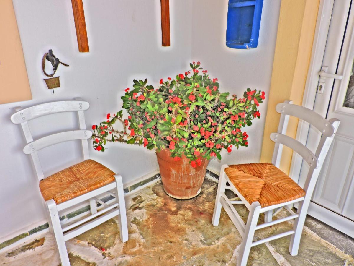 Maria Apartments Амоопи Екстериор снимка