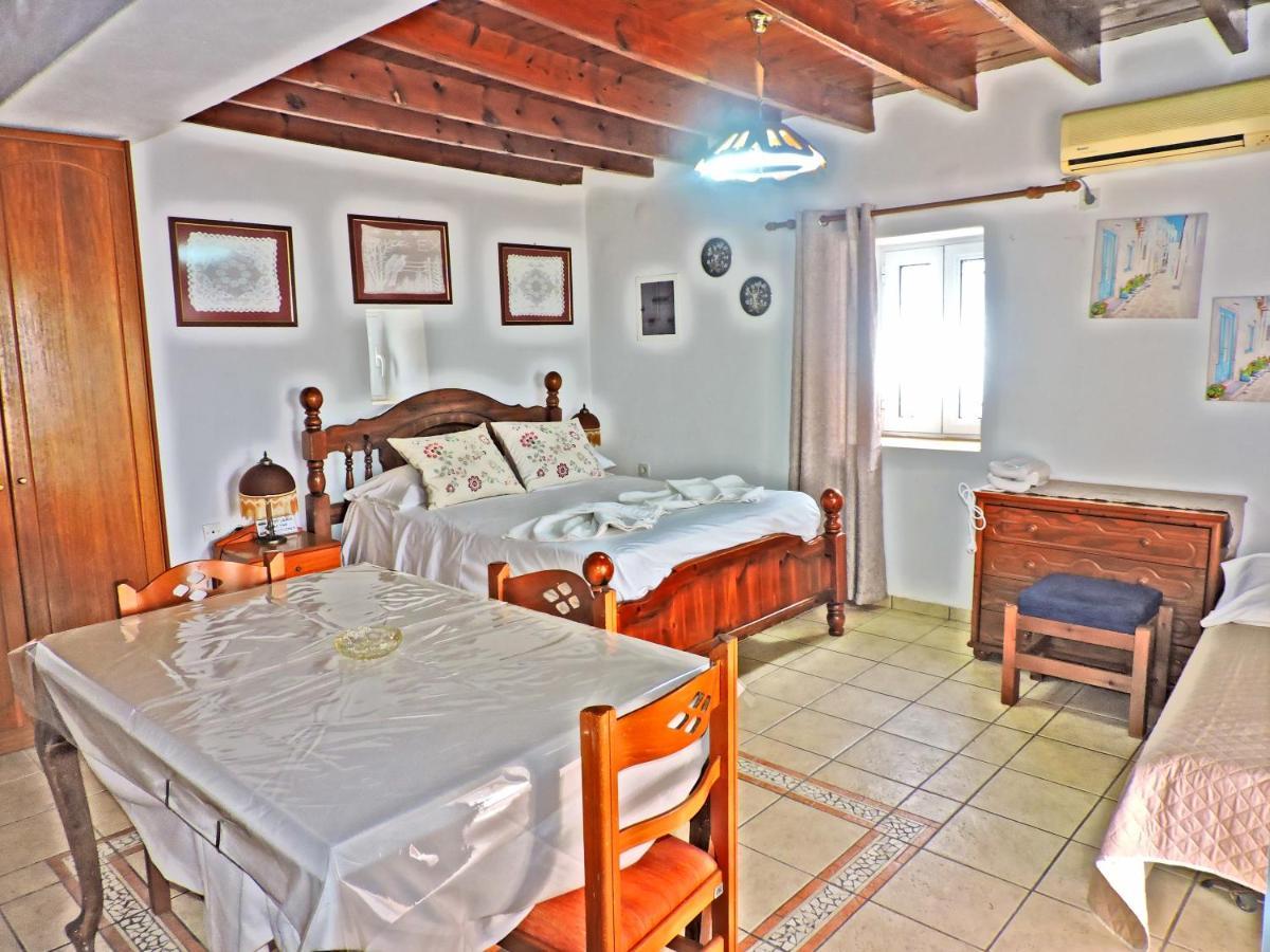 Maria Apartments Амоопи Екстериор снимка