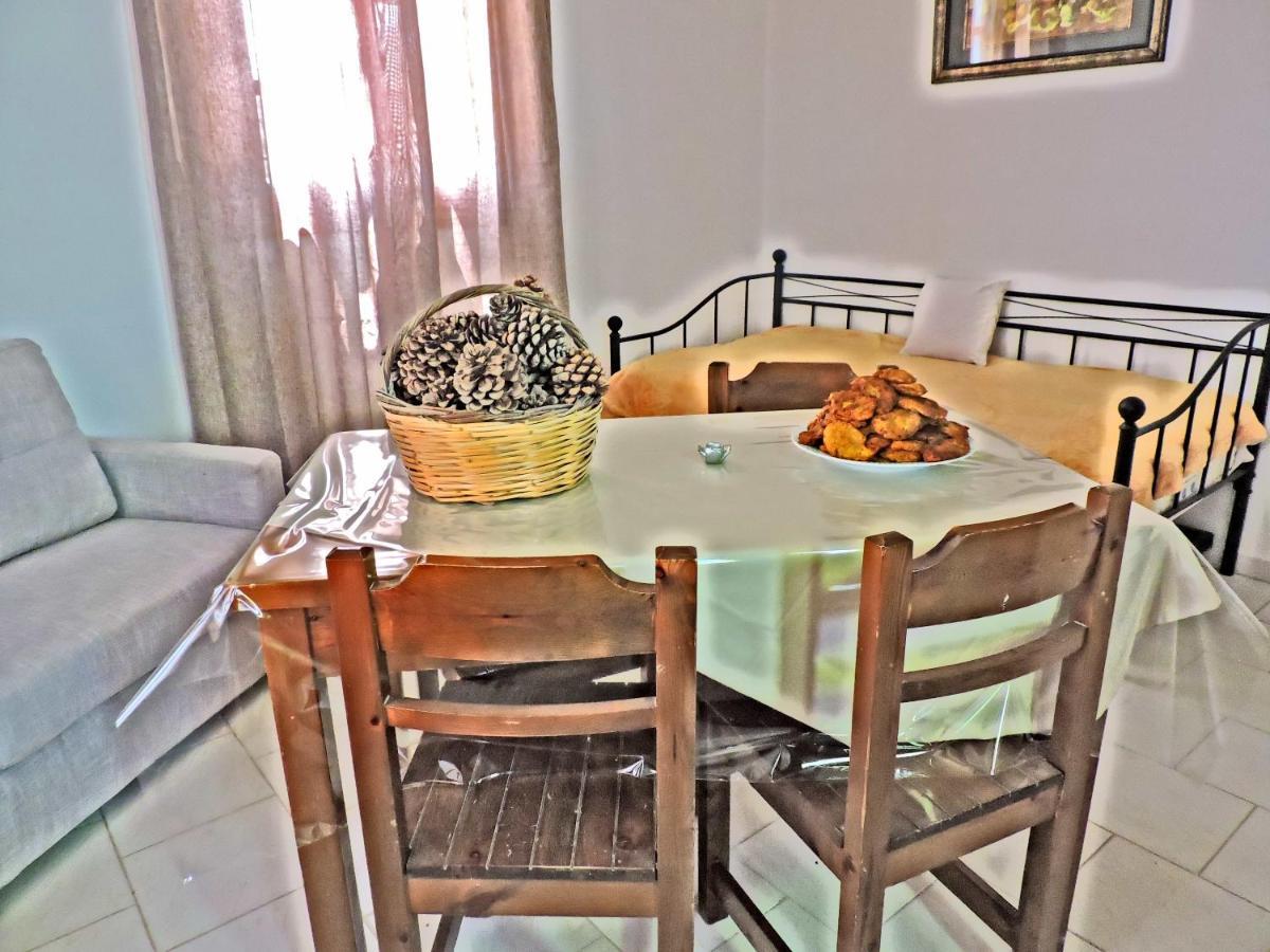 Maria Apartments Амоопи Екстериор снимка